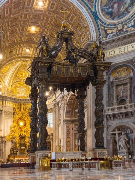 Il Presbiterio e il Baldacchino del Bernini